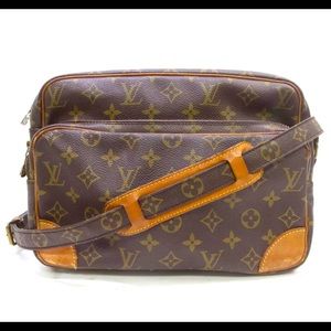 Louis Vuitton Nile Crossbody Handbag